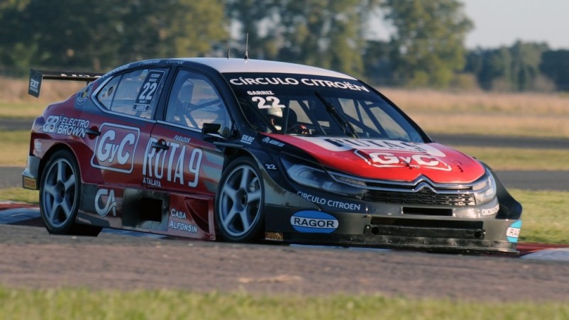 La cuarta final del año del TC2000 en el autódromo de Concepción del Uruguay tuvo a José Manuel Sapag (Citroen C4 Lounge) como ganador, seguido de Martín Chialvo (Ford Focus) y Lucas Vicino (Ford Focus).
