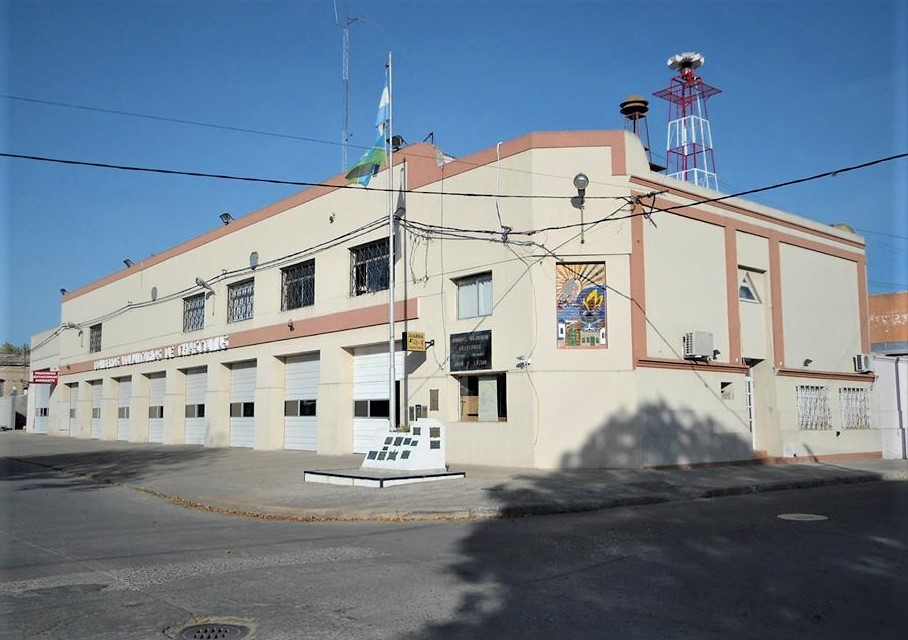Desde hace varios días y tras la resolución del cuartel de Bomberos de Chascomús de dejar de tocar la sirena de las 22 horas, el debate en la ciudad ha tomado y ha tenido opiniones dispares.
