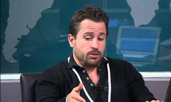 En el marco del Ciclo de Charlas 2018, organizado por los Ateneos de la UCR “Arturo Illia” e “Hipólito Yrigoyen”, el reconocido economista alineado al macrismo Martín Tetaz brindará una conferencia en el salón principal de la sede de la Delegación Chascomús del Consejo Profesional de Ciencias Económicas, ubicada en la calle Remedios de Escalada Nº 160.