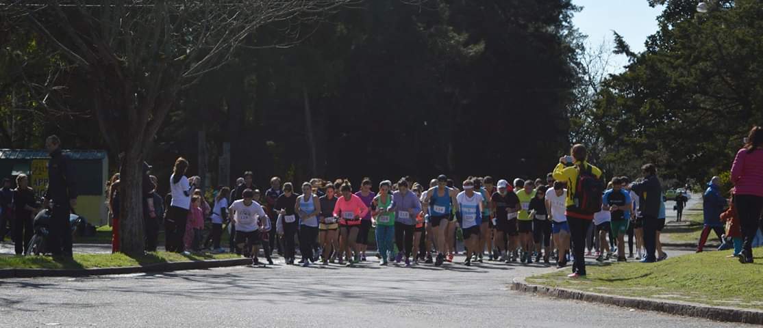 Desde la Dirección de Deportes en conjunto con Defensa Civil y la Secretaría de Seguridad Ciudadana, se ha decidido suspender la carrera prevista para este domingo 11 de noviembre, debido a las condiciones desfavorables pronosticadas para este fin de semana y con la intención de resguardar la integridad de los competidores.