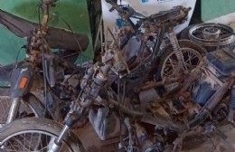 Recuperan moto robada y encuentran varios cuadros en el Barrio 30 de Mayo