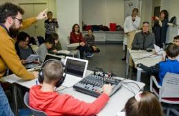 Día del Periodista: Inauguran radio escolar