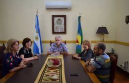 Autoridades de la Biblioteca Sarmiento se reunieron con el intendente Gastón