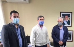 Gustavo López visitó Lezama en el marco de su recorrida proselitista