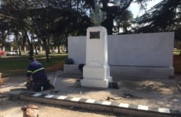 Ultiman detalles de lo que será el monumento a Domingo Faustino Sarmiento