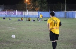 Arranca el nocturno de papy fútbol del Club Deportivo
