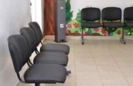 Nuevo mobiliario para la sala de espera de la guardia del Hospital