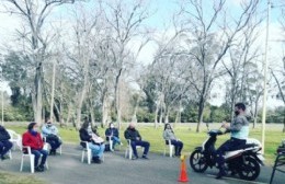 Vecinos y vecinas recibieron formación teórica y práctica sobre el manejo seguro en moto