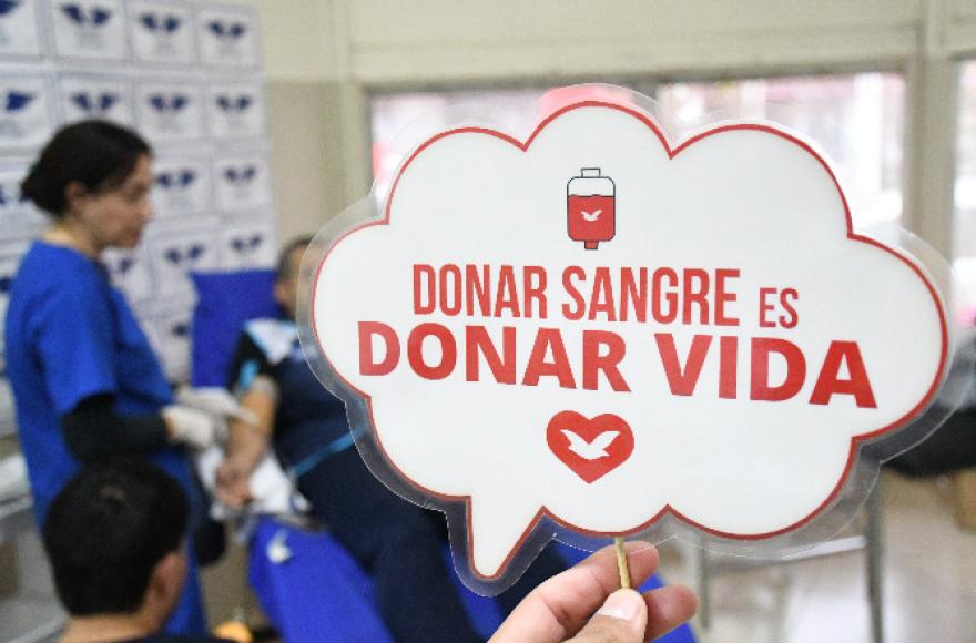 Colecta externa de sangre junto al Club de Leones