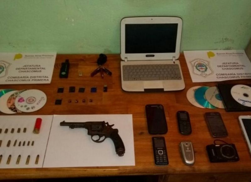 Parte de lo secuestrado.