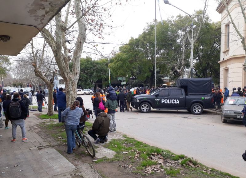 Revuelo en la ciudad.