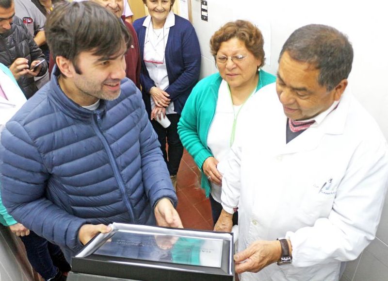 Francisco Echarren destacó la labor del doctor Pedro Gamarra Mendoza en el Hospital Carrillo.
