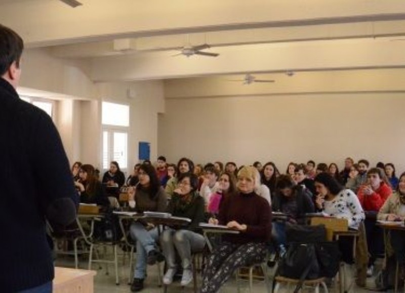 Trámite presencial.