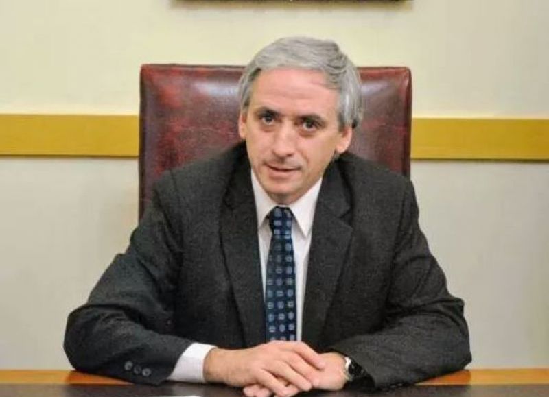 El intendente municipal.