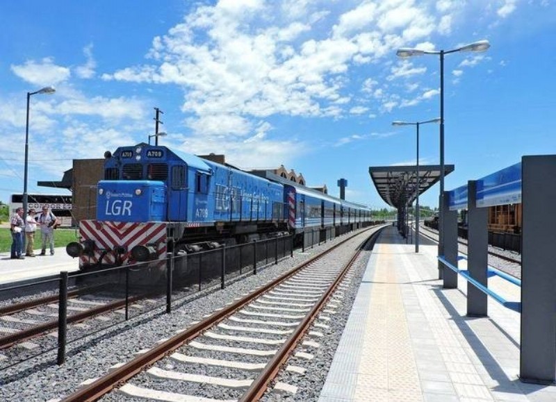 A partir del primero de diciembre, el tren de larga distancia que une Plaza Constitución y Mar del Plata frenará en Chascomús.