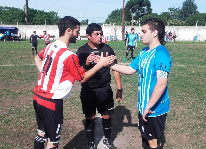 Saludos previos al clásico de 3ª división.