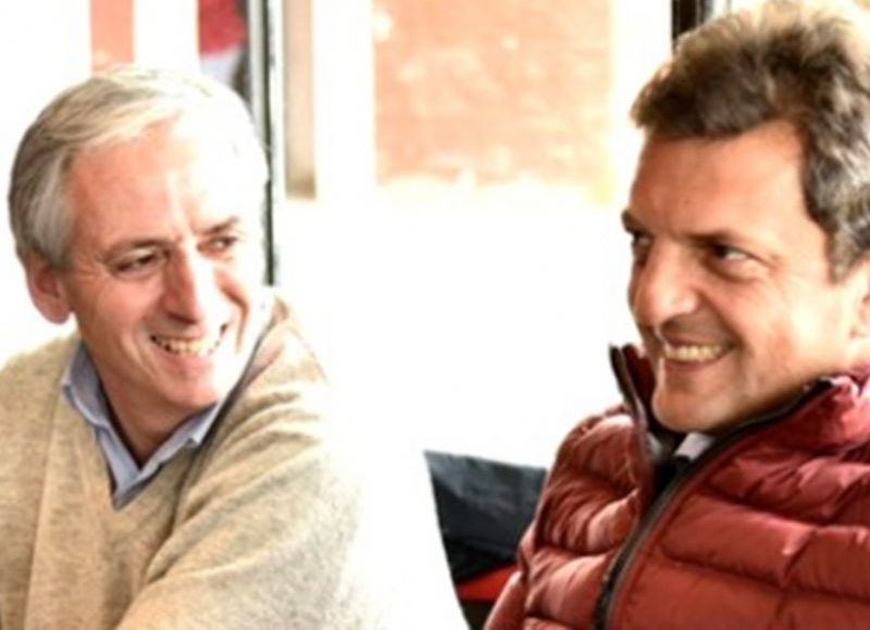 El intendente Gastón y Sergio Massa.