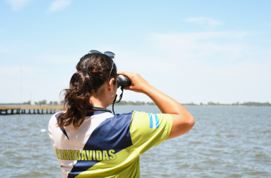 Los guardavidas cumplen función preventiva.