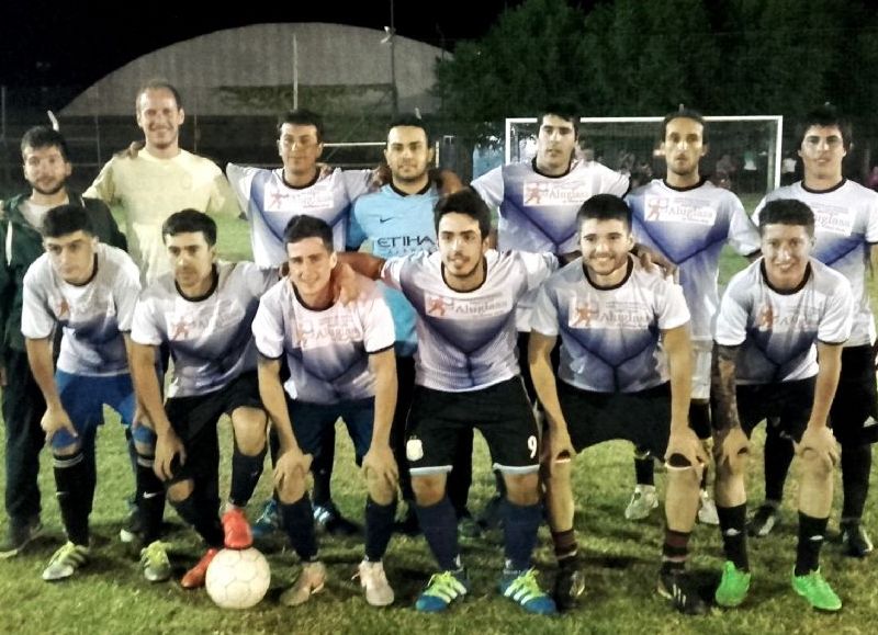 Franco Fontana Peluquería y una convincente goleada.