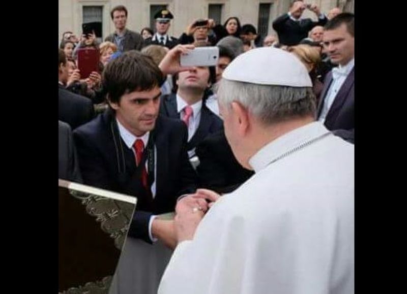 Sebastián Echarren con el Papa.