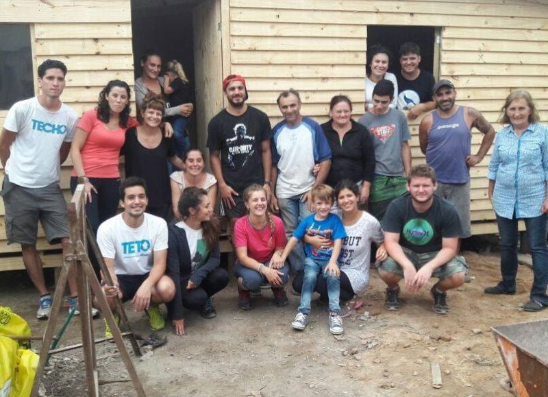 Reunión preparatoria con autoridades municipales.