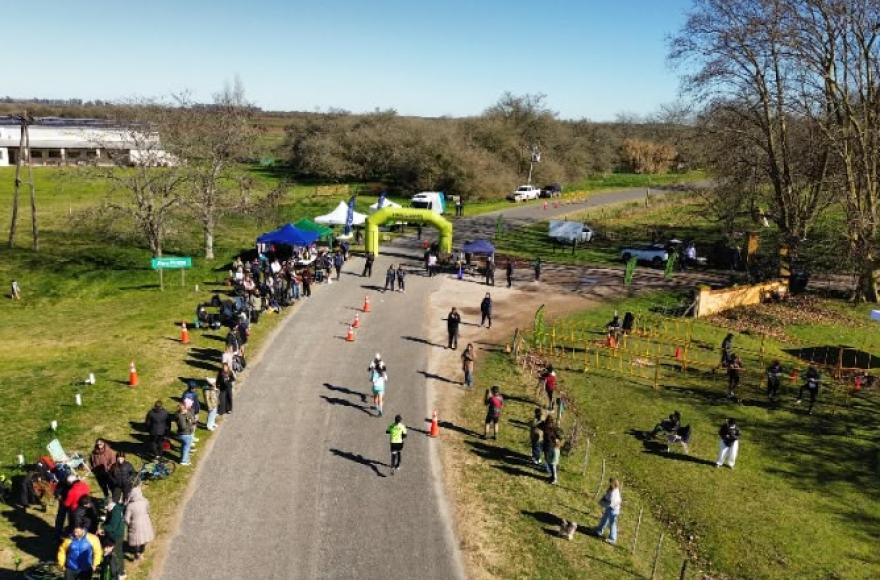 Más de 100 atletas participaron del Duatlón en Chascomús