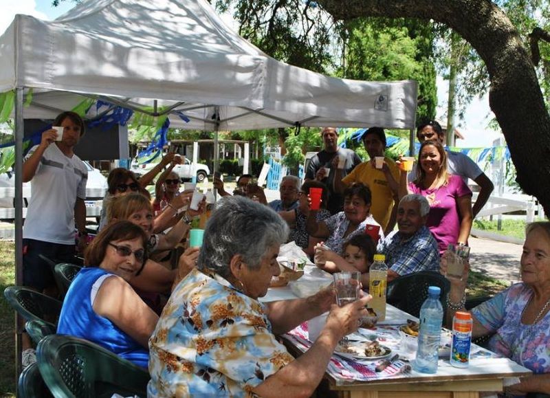 Vecinos de la ciudad se sumaron a las divertidas propuestas del municipio.
