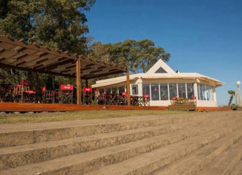 Ya se puede comprar el pliego para la concesión del balneario Las Escalinatas.