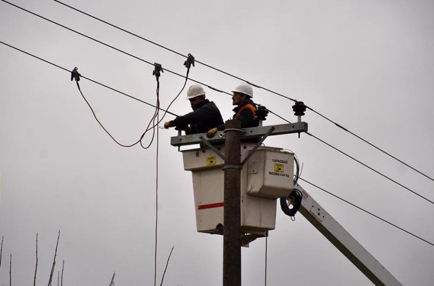 Informan cortes de luz para este lunes 10 por trabajos programados