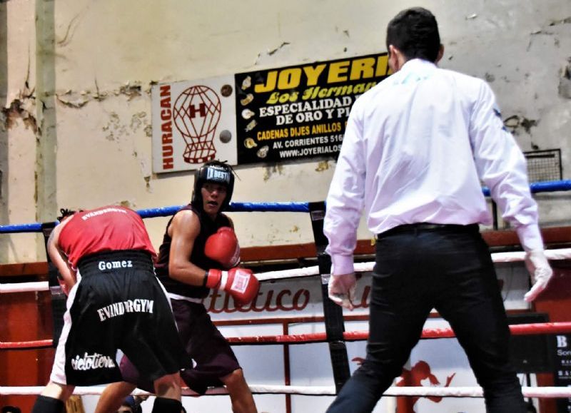 Pelea de visitante.