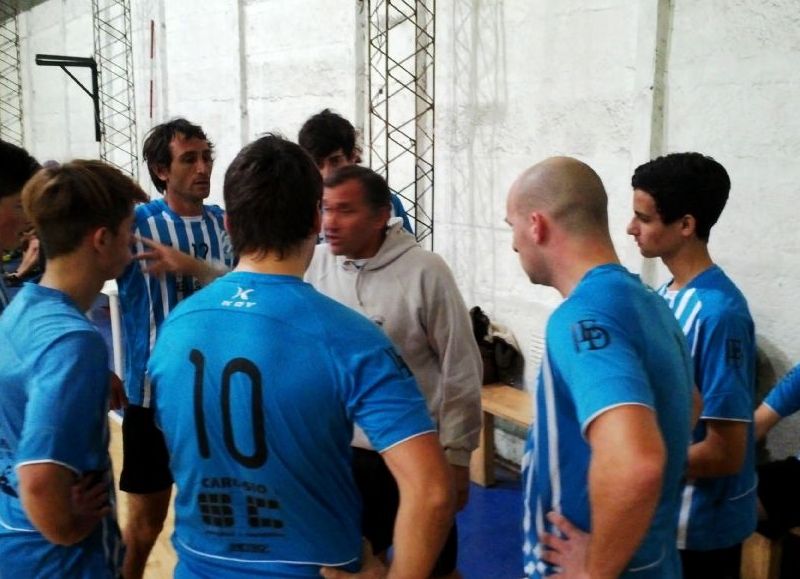 A partido único.