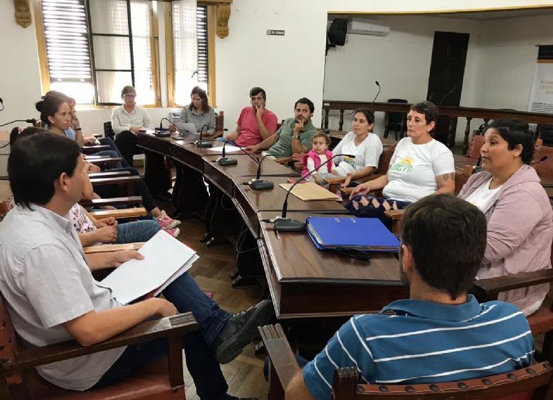 Participaron concejales, autoridades municipales y provinciales y padres de alumnos.