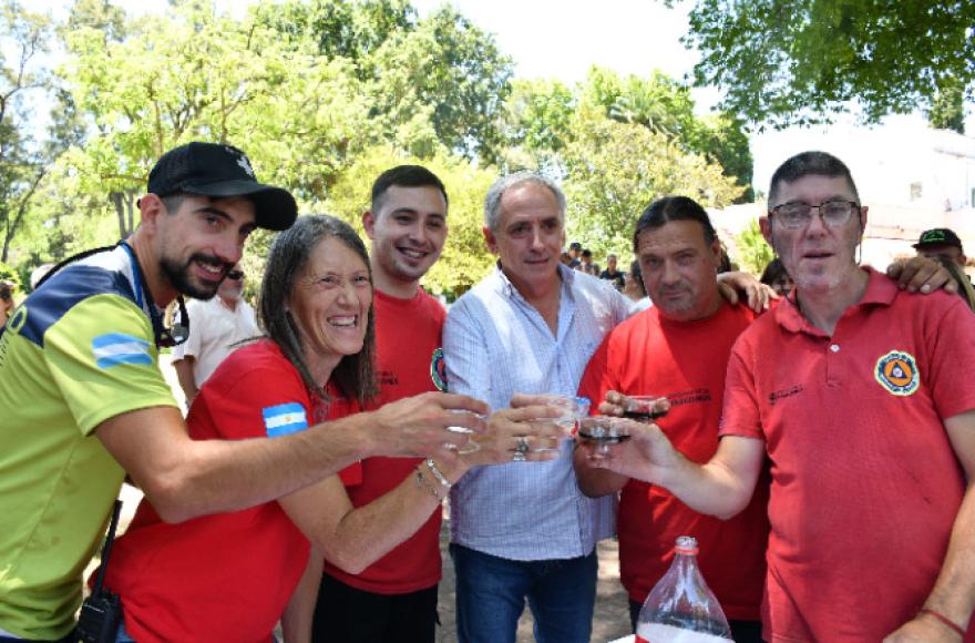 A las 13 horas, en los jardines del Museo Pampeano.