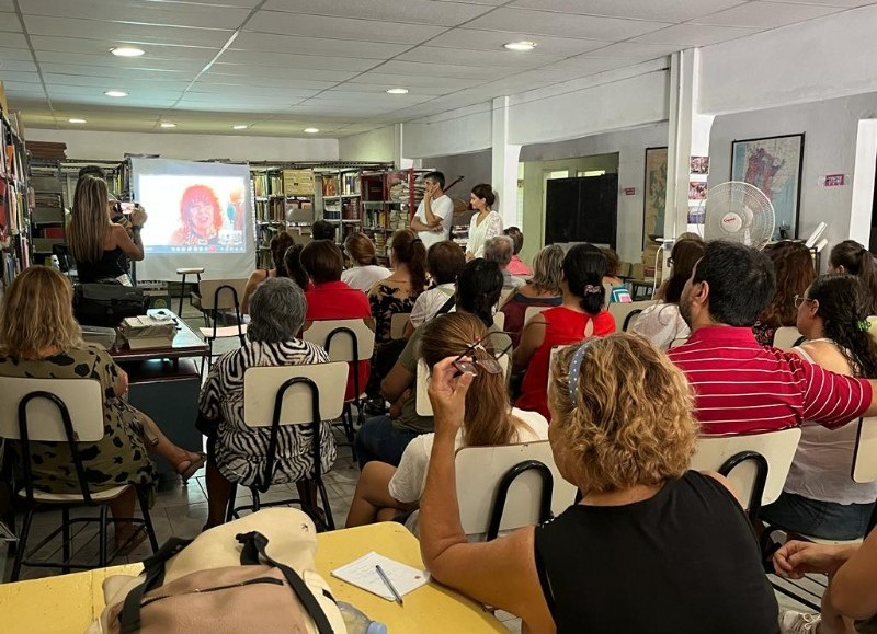 Actividad en Barrio Iporá.