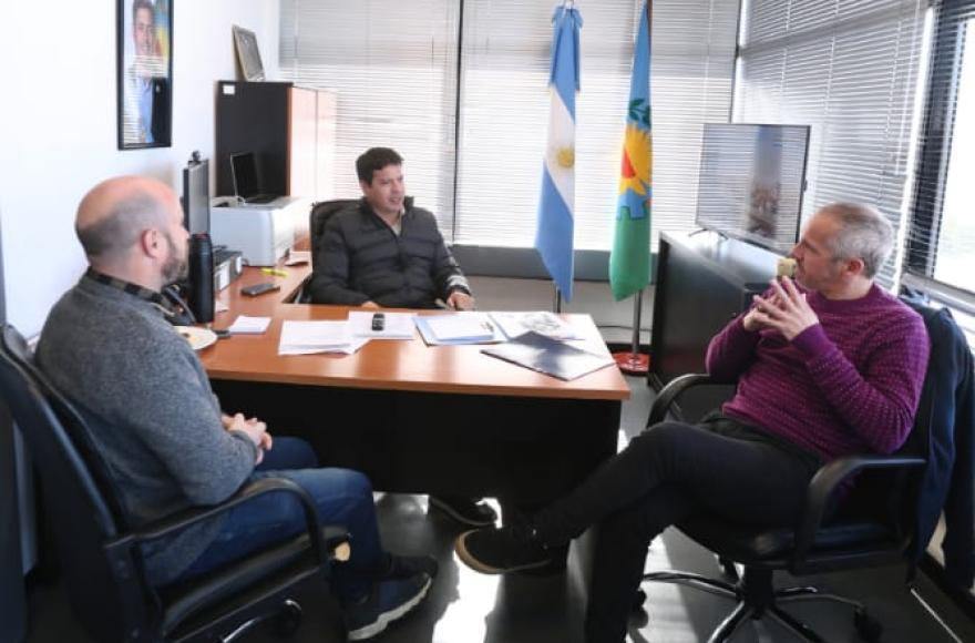 Reunión en La Plata.