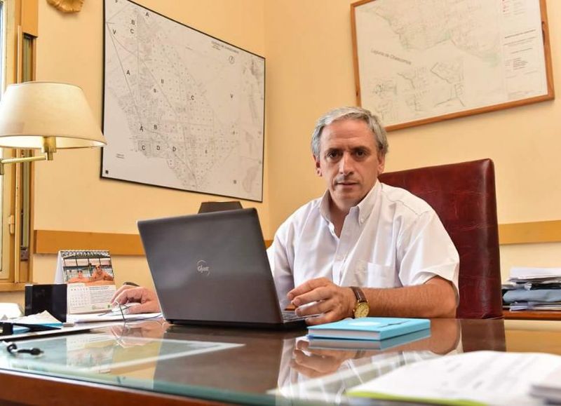 El intendente Javier Gastón.