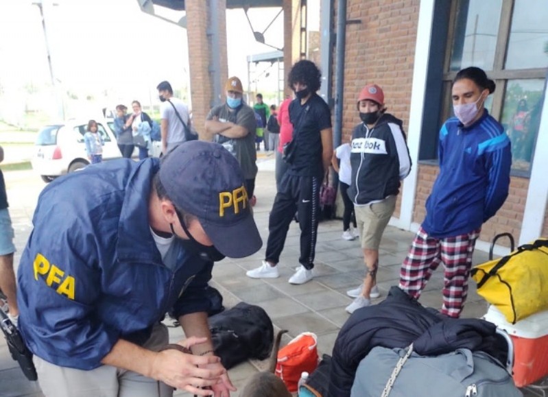 A cargo de Policía Federal.
