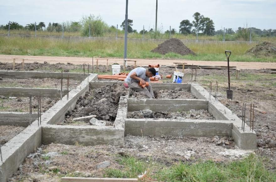 Las nuevas casas se levantarán junto a los barrios San Luis y 30 de Mayo.