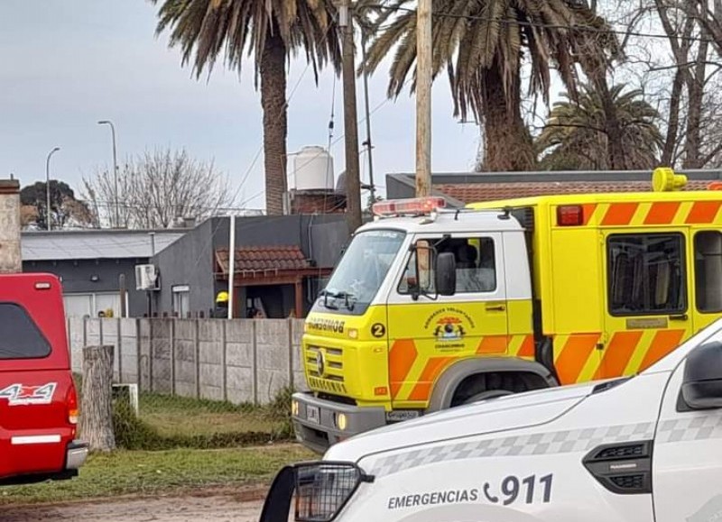 Intervención de los bomberos (foto: Medios Coranto).