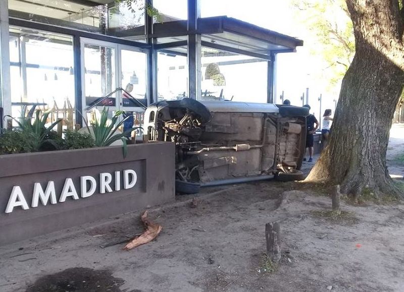 Así quedó el vehículo.