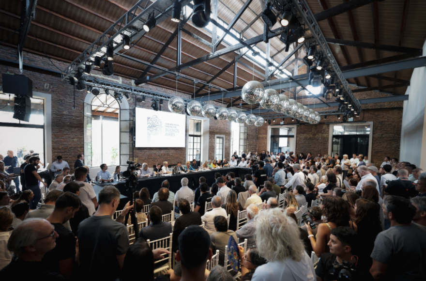 El encuentro reunió a más de 250 representantes de distintos sectores.