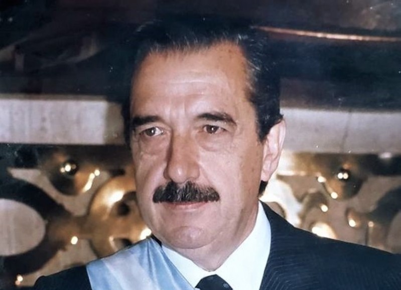 Raúl Ricardo Alfonsín.