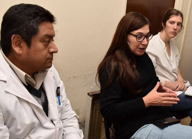 Conferencia a cargo de la secretaria de Salud, Marcela Arias.