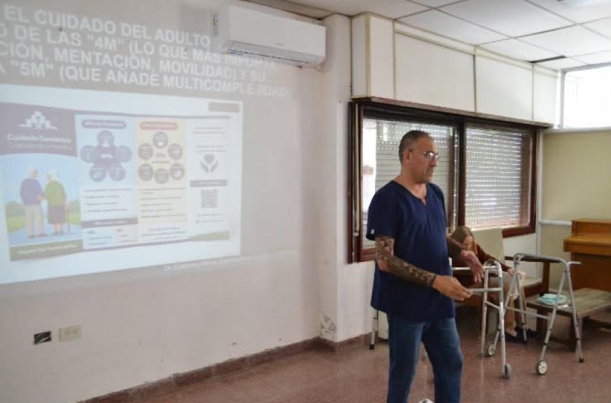Capacitación en cuidados paliativos para el personal de la Residencia de Larga Estadía