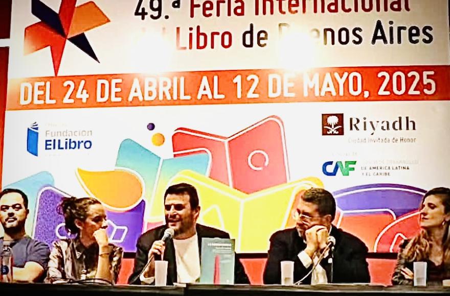 Presentación en la Feria del Libro.