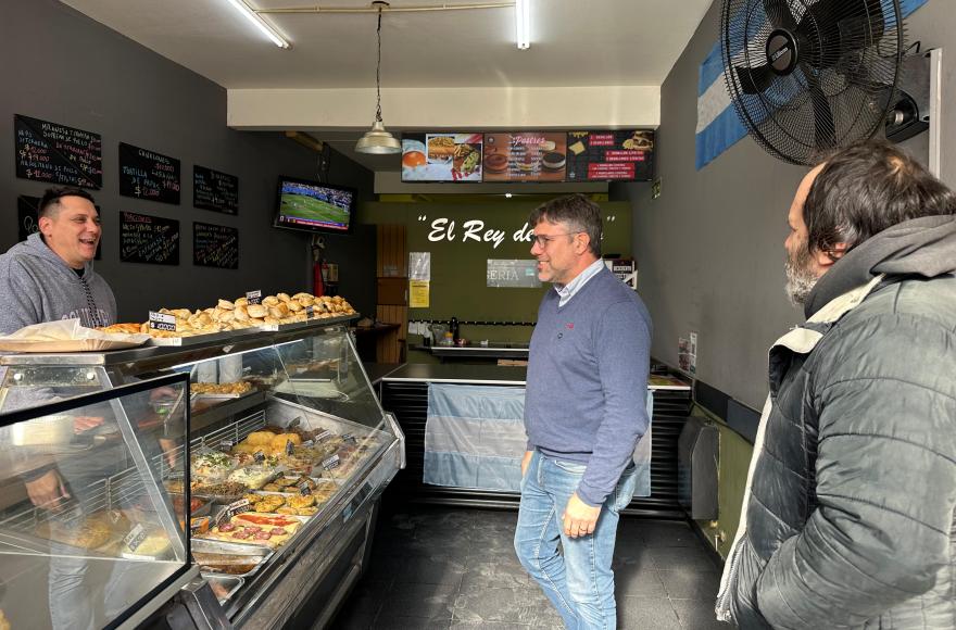 La obra, financiada íntegramente con recursos municipales, reabrió la primera cuadra.