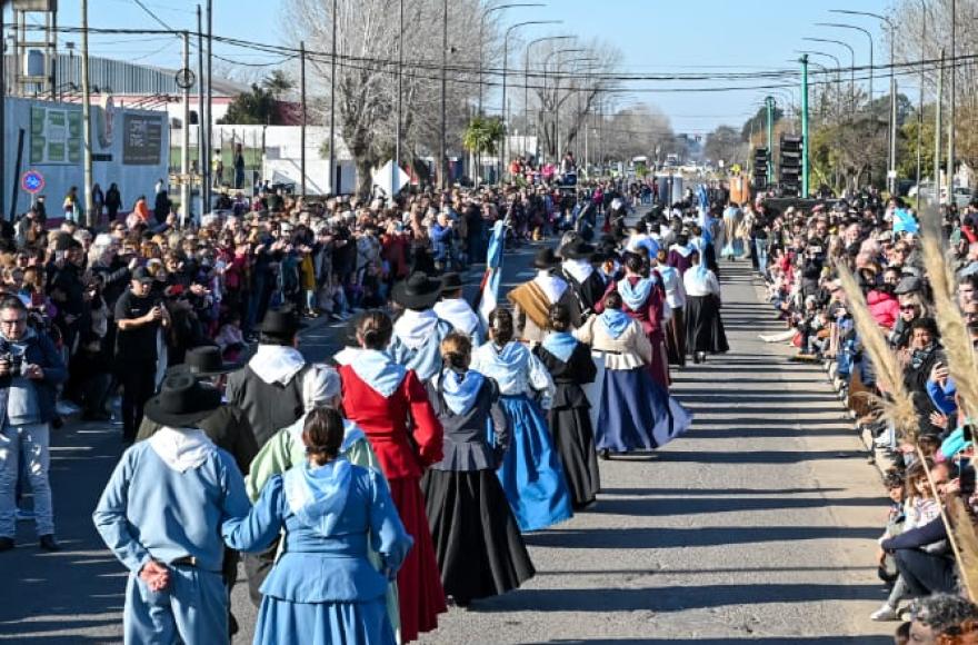Hubo música, danza, desfile tradicionalista y la gastronomía criolla.