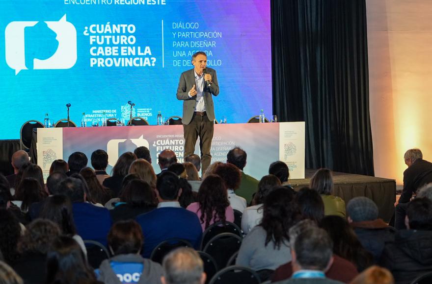Katopodis convocó a distintos actores a debatir el desarrollo de la Región Este