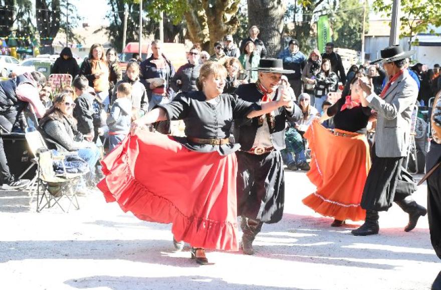 Las danzas tradicionales dijeron presente.