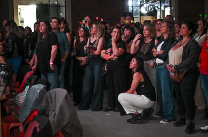 Hubo música, sorteos y la colaboración de numerosos comercios locales.